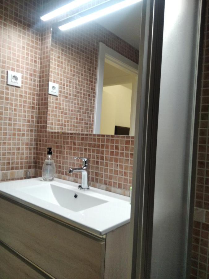 Apartamento El Porton De La Bellota - Con Parking Gratis - En El Centro De Toledo